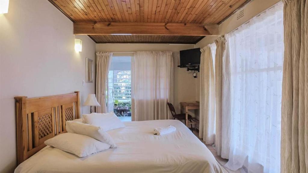 Just Tiffany Guest House & Conference Facility พ็อตเชฟสตรูม ภายนอก รูปภาพ